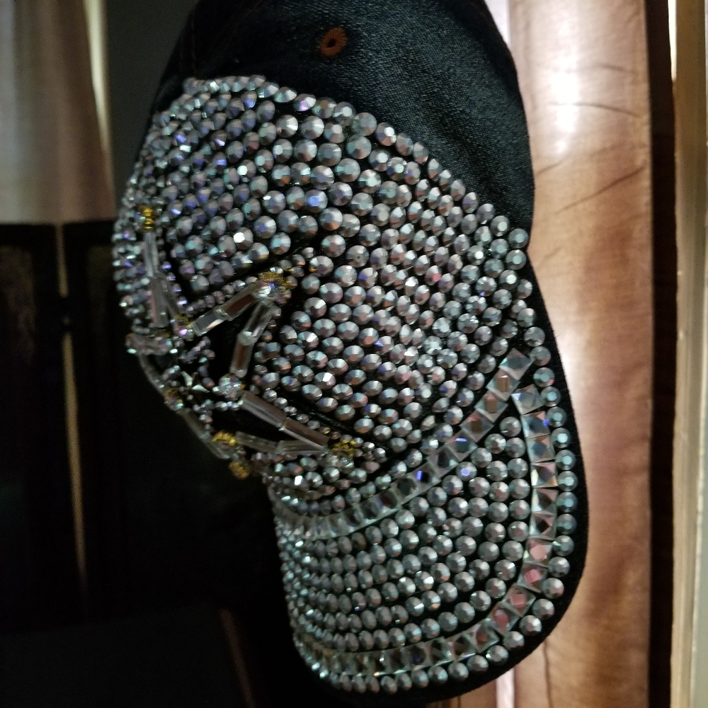 COPY - Hat - Picture 4 of 5